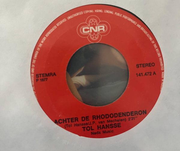 Tol Hansse - Achter De Rhodondendron
